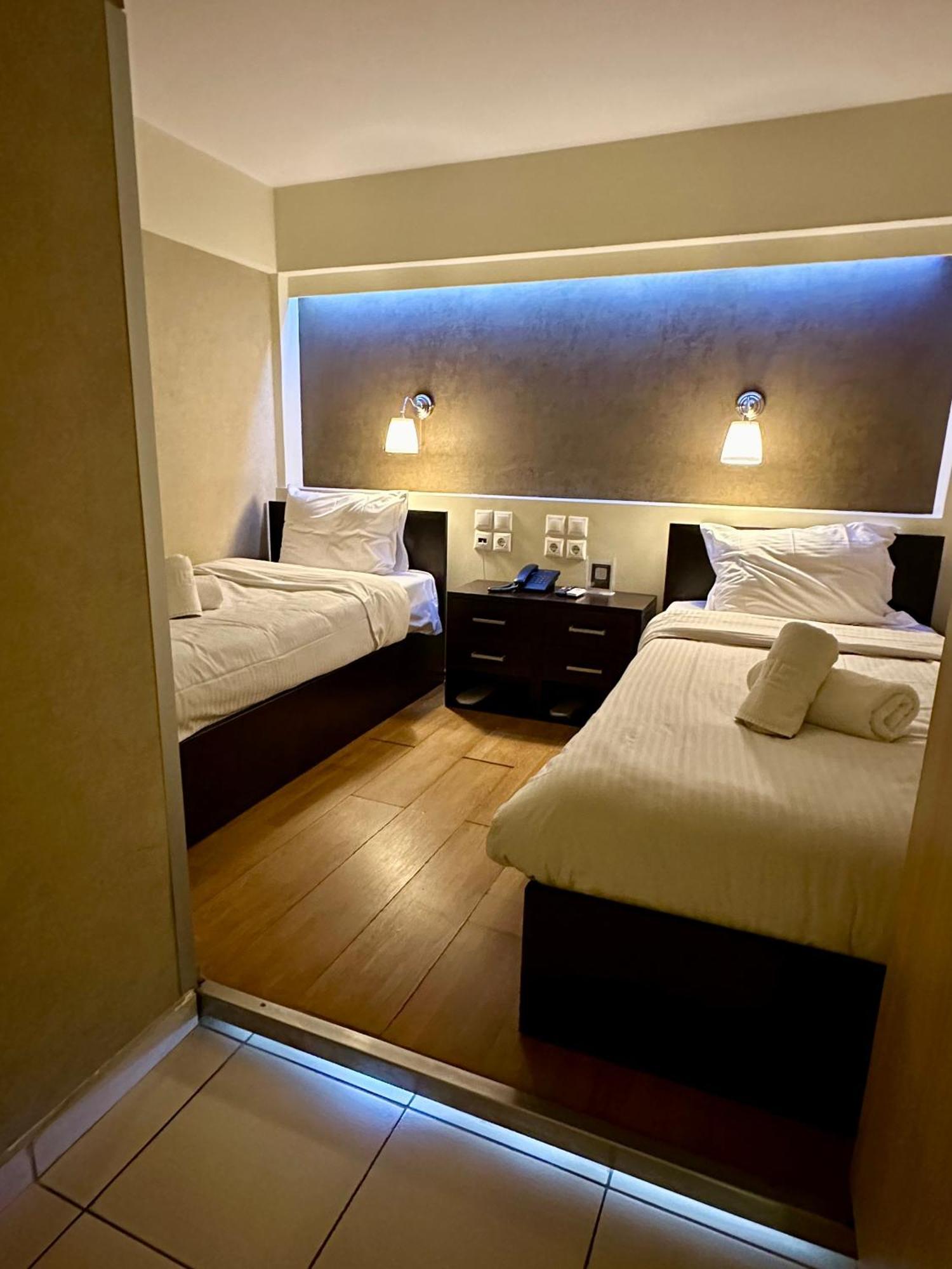 Mc Queen Rooms & Apartments Athen Exterior foto