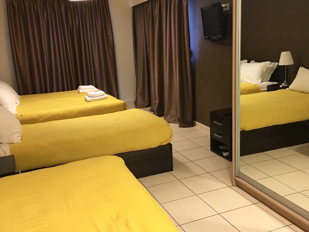 Mc Queen Rooms & Apartments Athen Exterior foto
